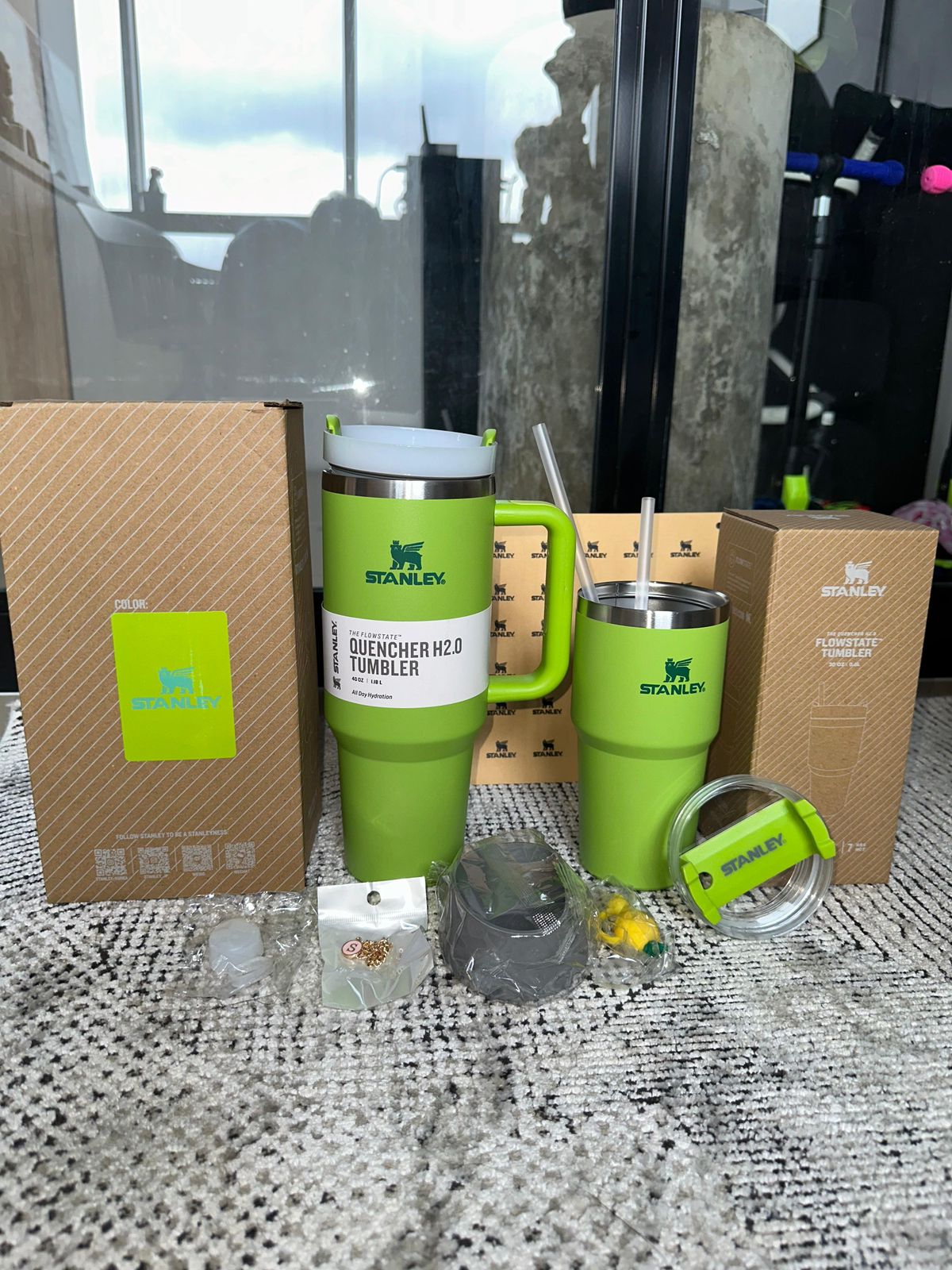 Termo Stanley 2 en 1 (Café,Café oscuro,verde, fucsia)