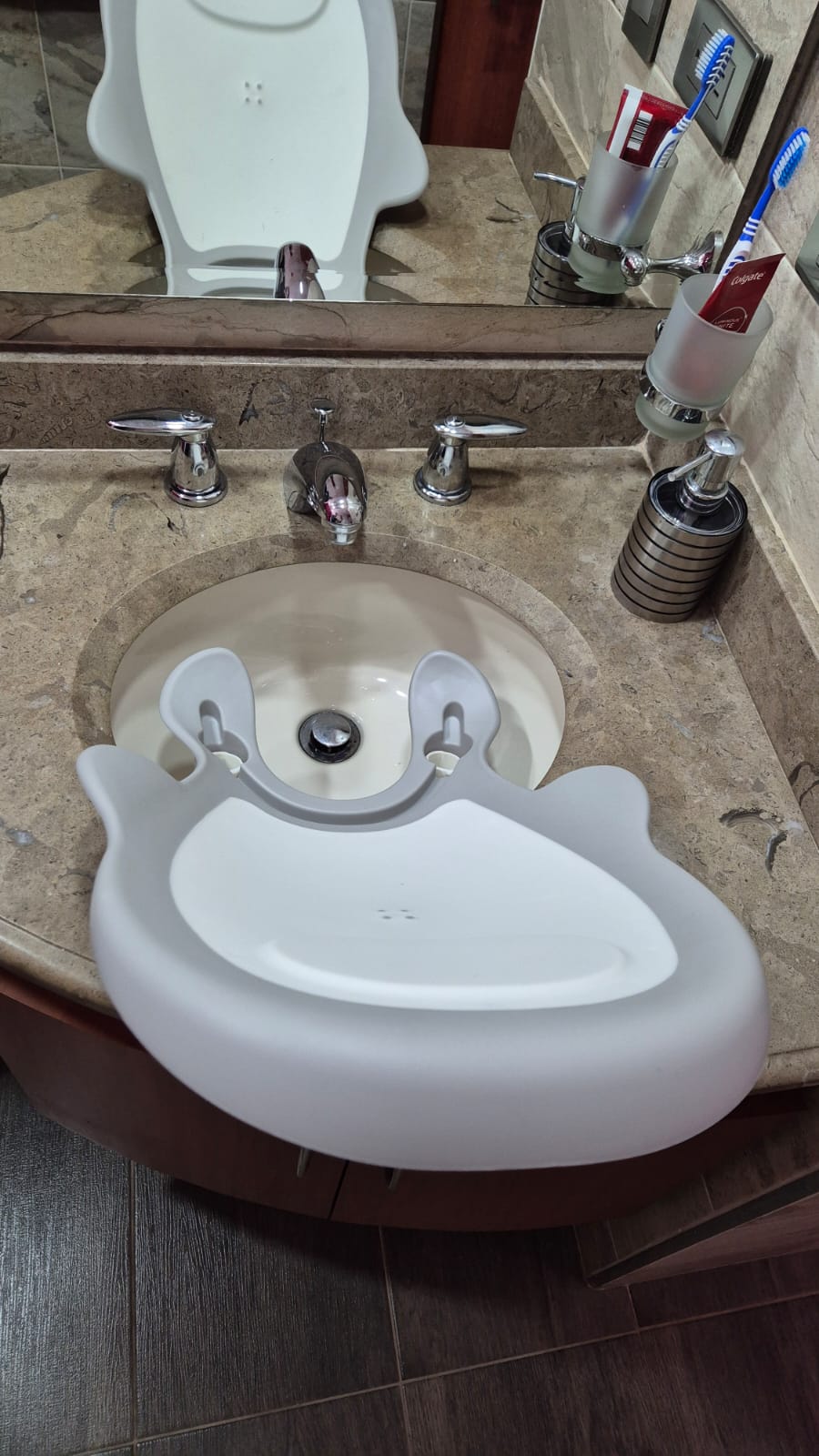 Tina portatil para baño de bebe (Lavamanos)